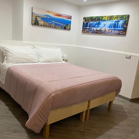 Suites Caracciolo Naples Extérieur photo